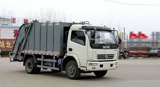 東風康霸壓縮式垃圾車